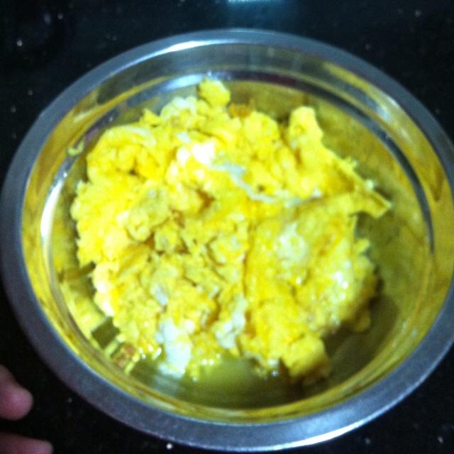 黄瓜鸡蛋面的做法 步骤2
