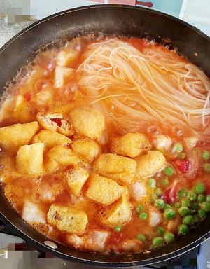 零基础的番茄鱼豆腐粉丝煲的做法 步骤4