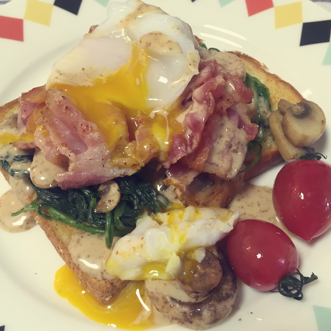 蘑菇菠菜水波蛋