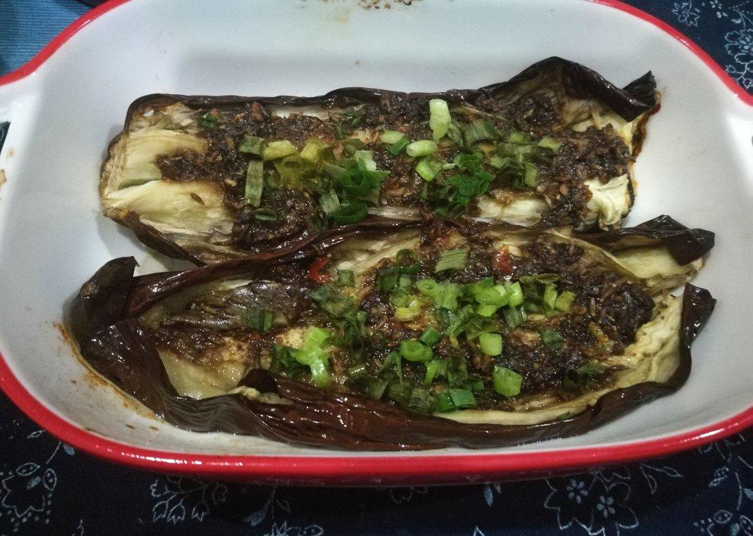 CC招牌菜销魂烤茄子，百吃不厌！