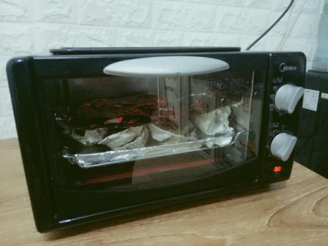 完胜大排档的蒜蓉烤生蚝（烤箱版）