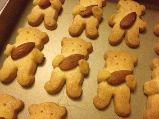 小熊杏仁饼干