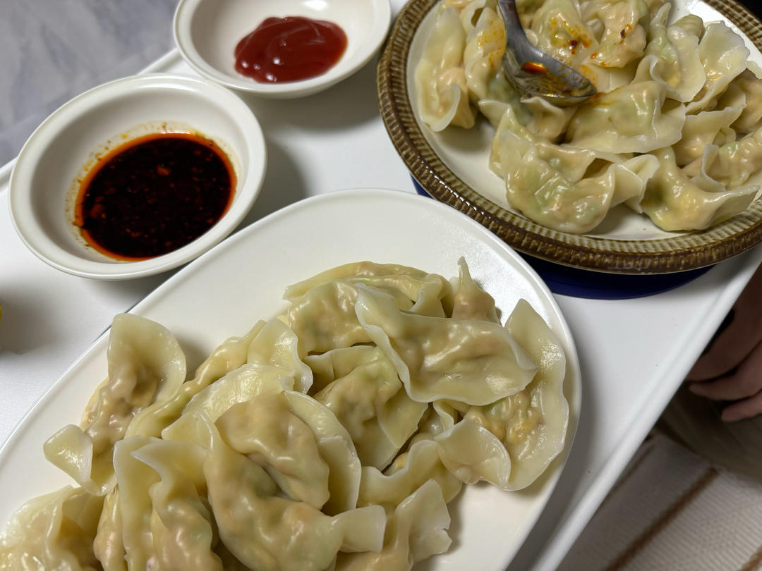 西葫芦鸡蛋虾仁三鲜饺子