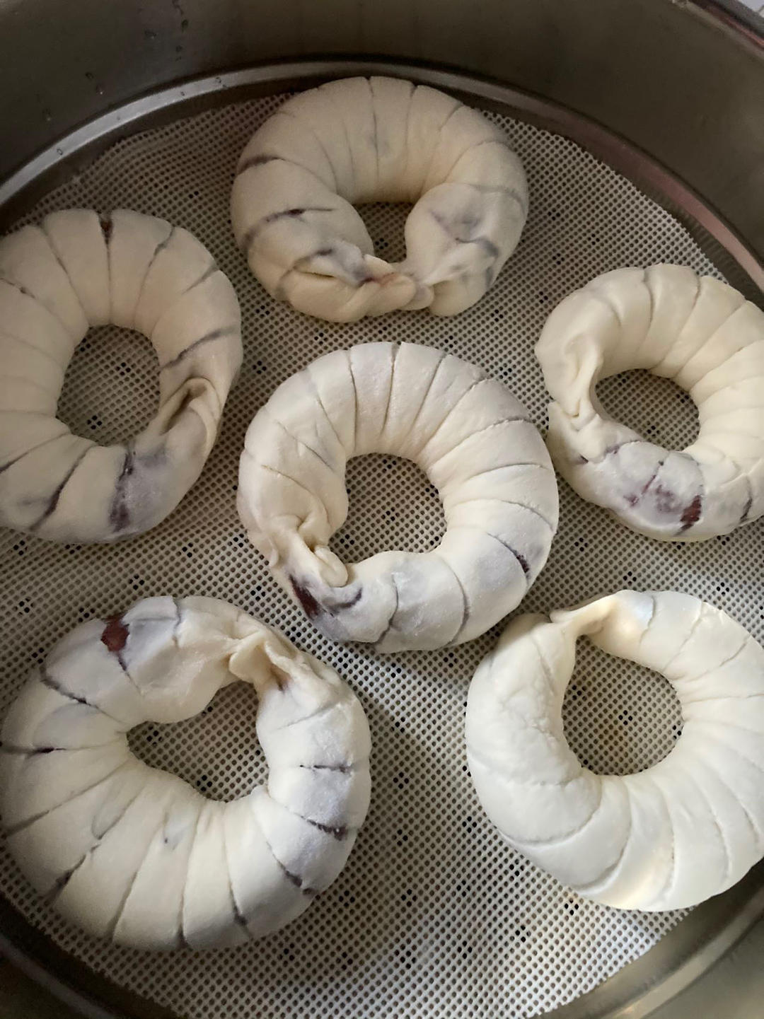 豆沙甜甜圈馒头