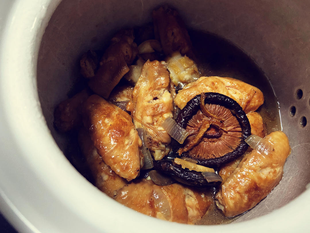三步学会广州酒楼招牌鲍鱼鸡煲