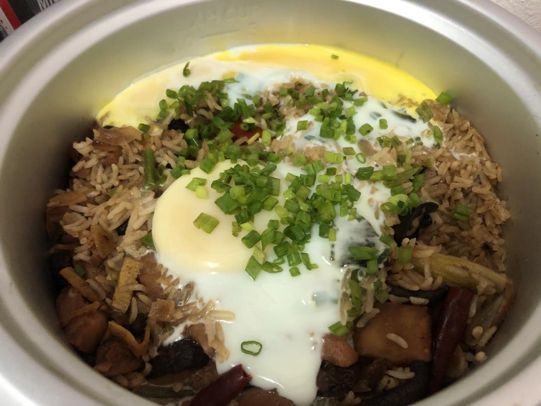 零失败电饭锅美食｜酱香鸡肉香菇焖饭