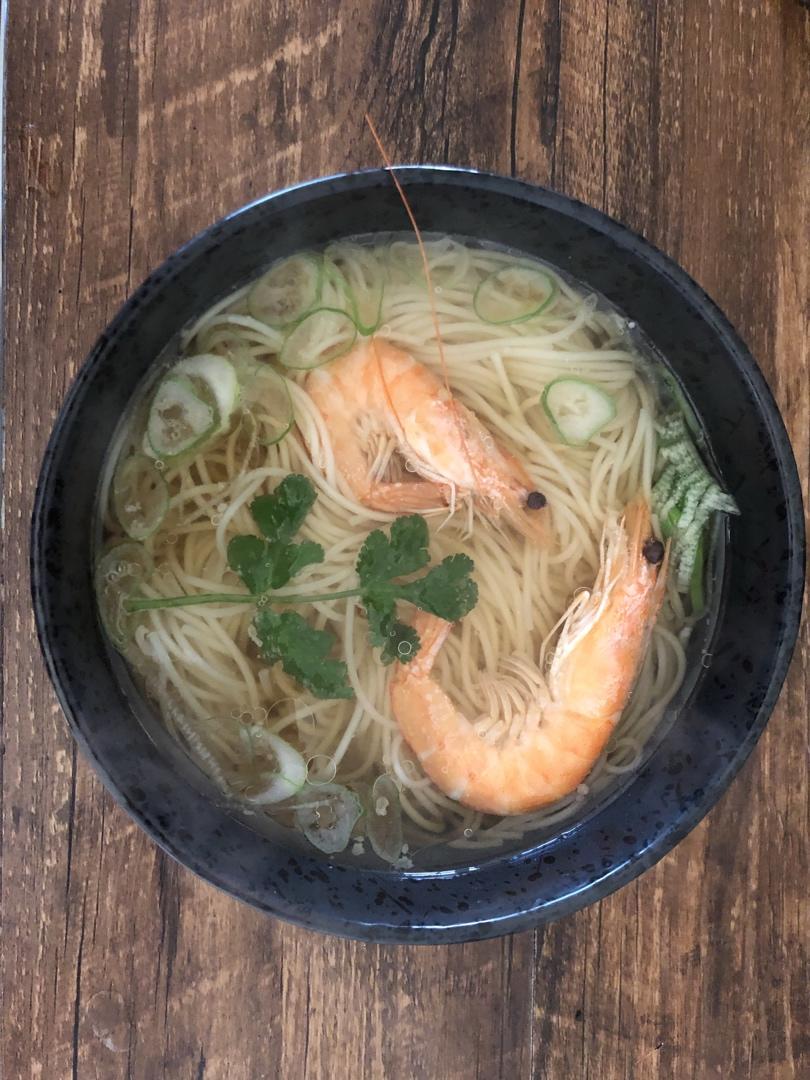 早餐吃一碗热腾腾的快手阳春面