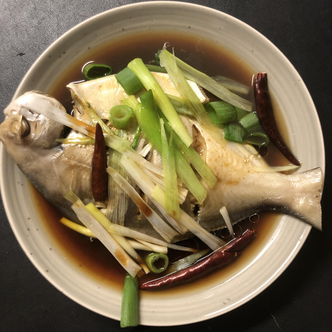清蒸鲳鱼