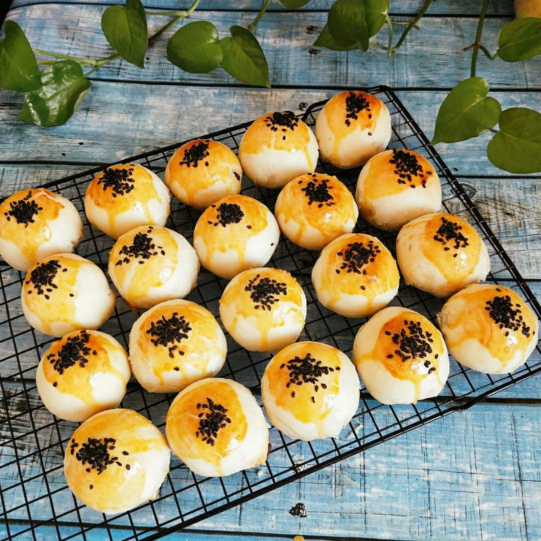 丑小丫呀做的红豆酥