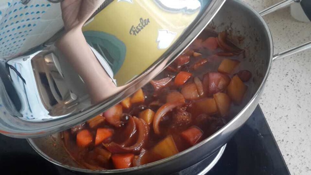 一个话唠包教包会的香浓红烩牛腩