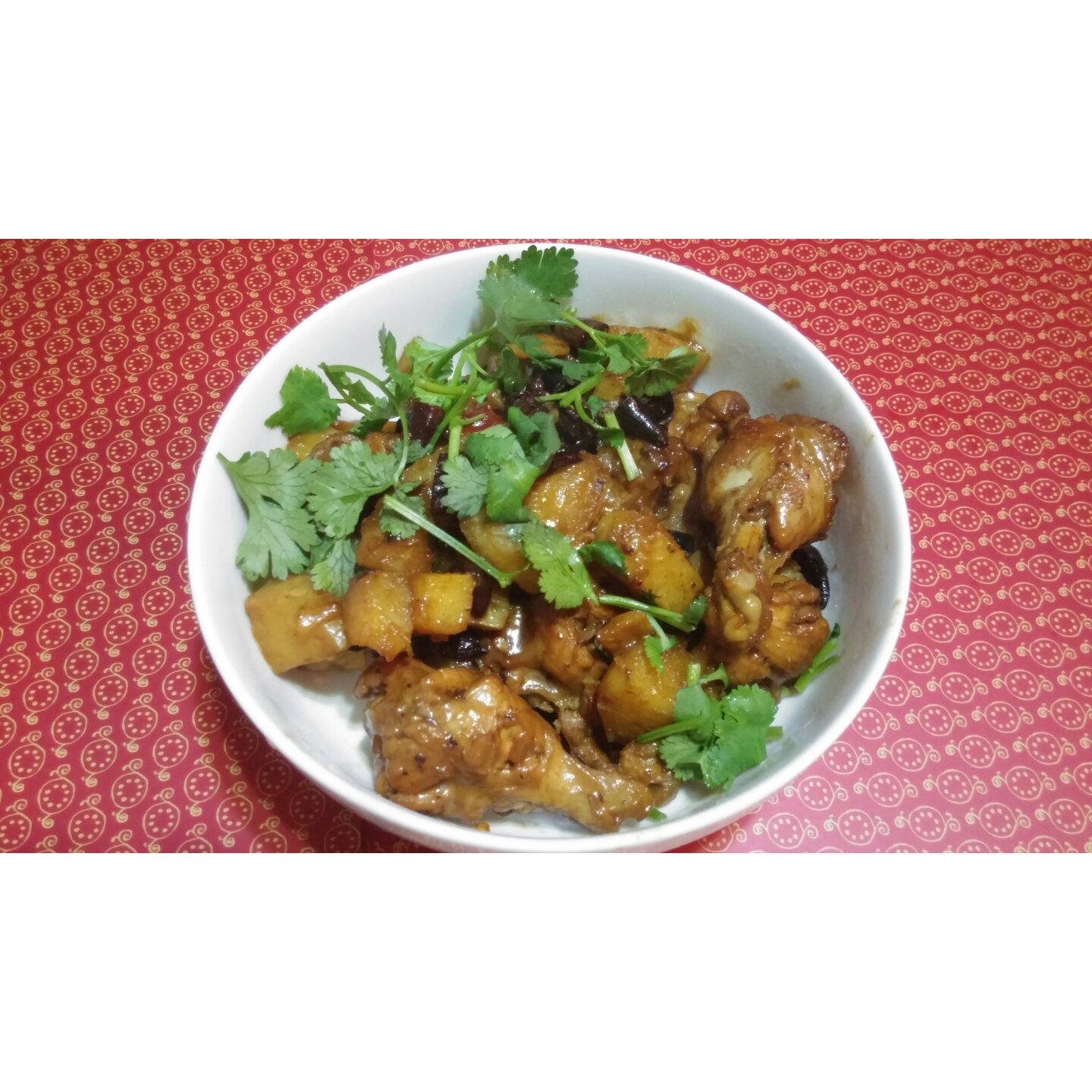 红烧土豆炖鸡腿