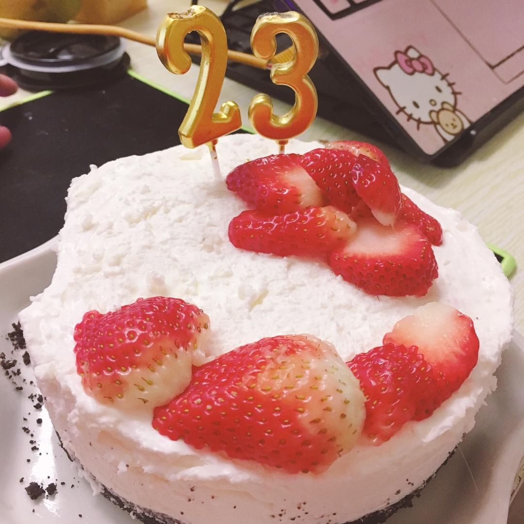 6寸酸奶慕斯蛋糕