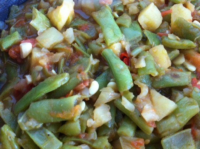 土豆烩豆角