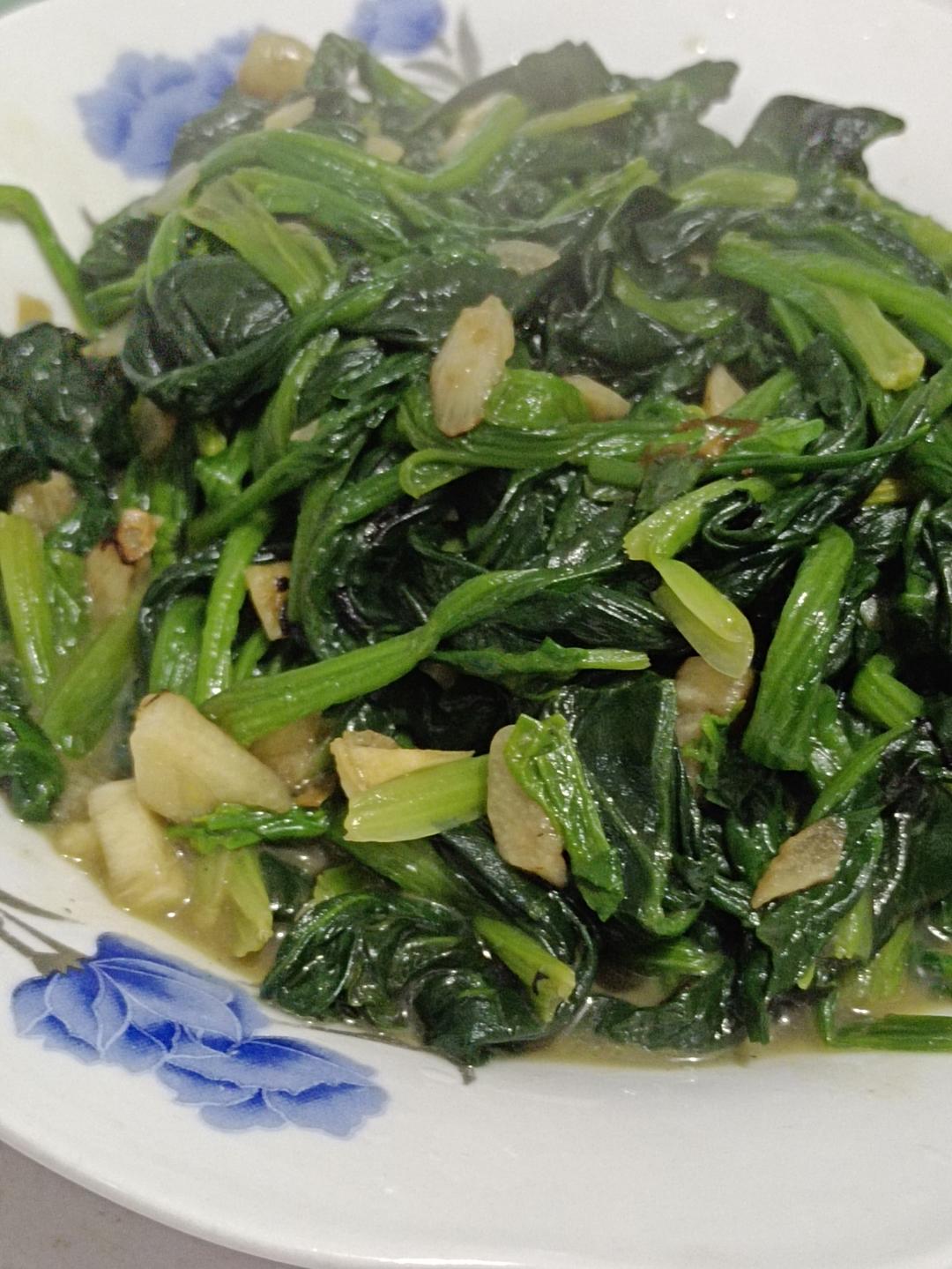 清炒菠菜