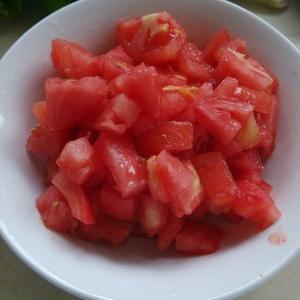 番茄青豆炒肉末的做法 步骤2