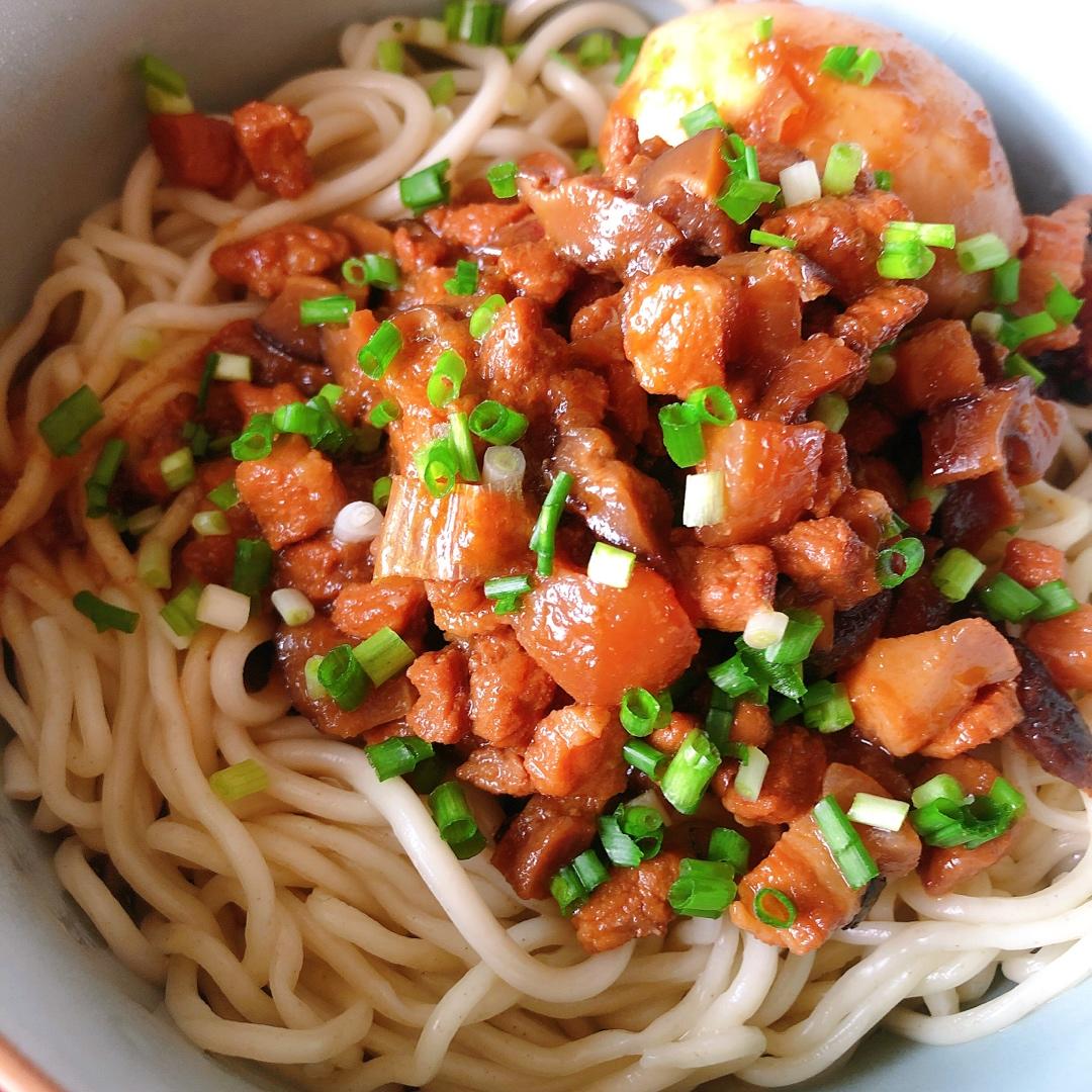 好吃到停不下来的卤肉饭