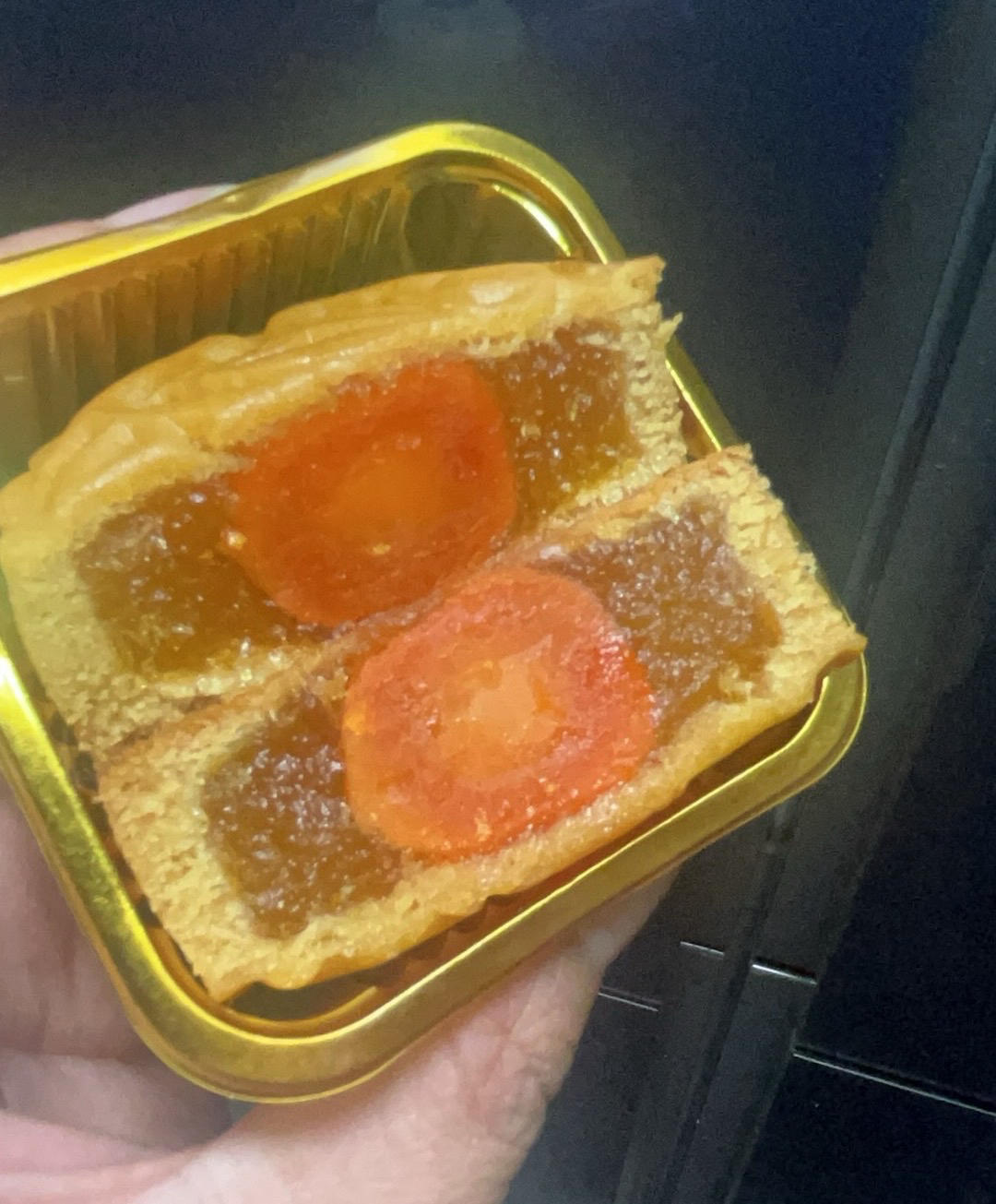 广式莲蓉蛋黄月饼/久吃不厌的经典组合