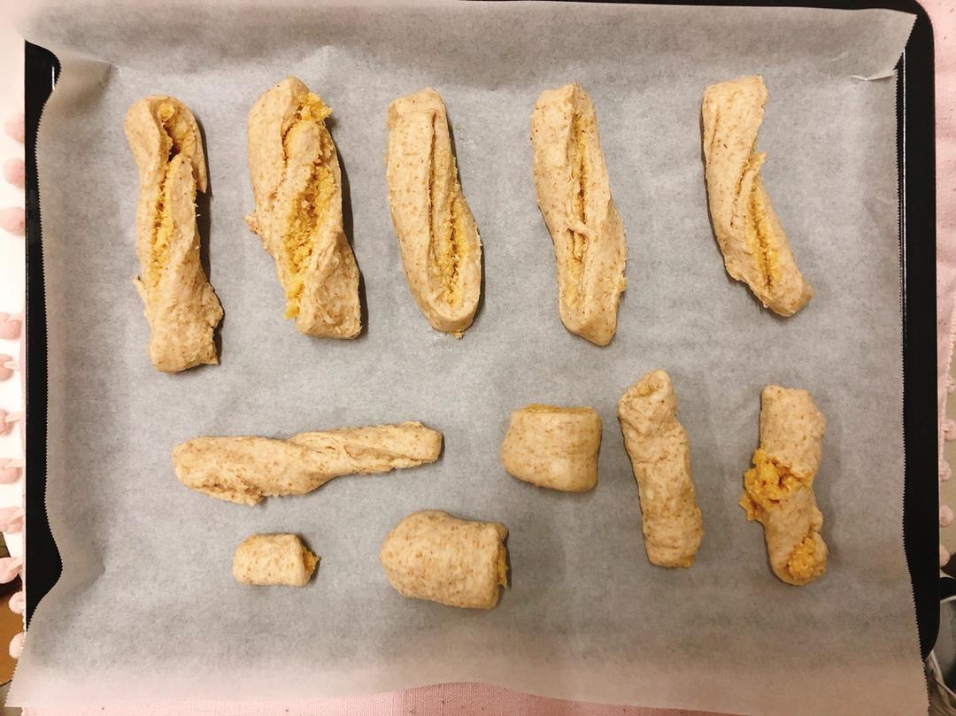 椰蓉扭棒面包