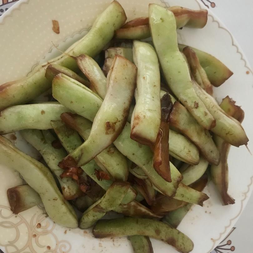 蒜烧白不老豆角
