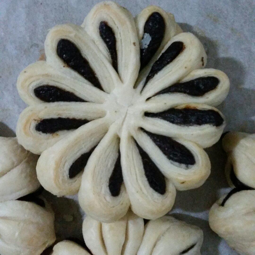 枣花酥，枣泥菊花酥