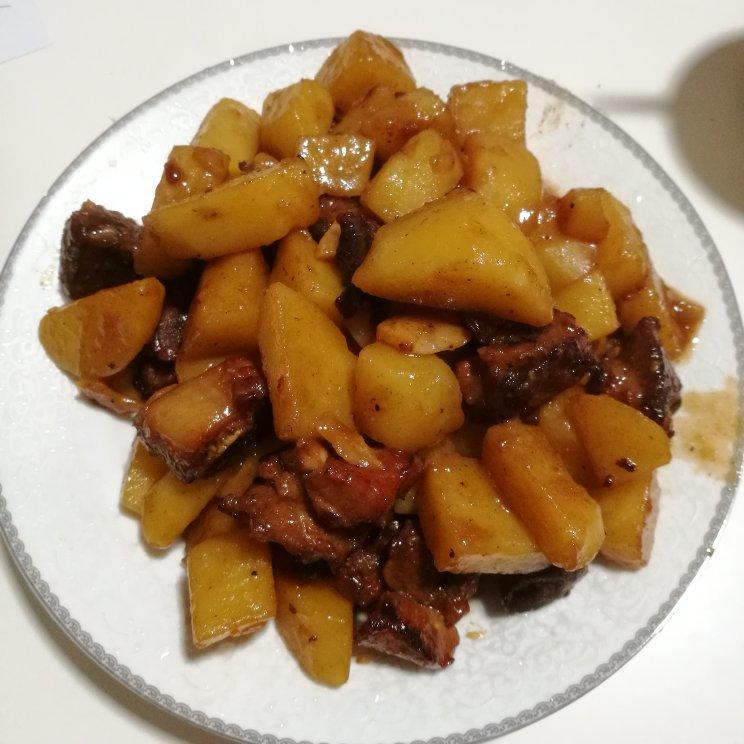 红烧排骨土豆