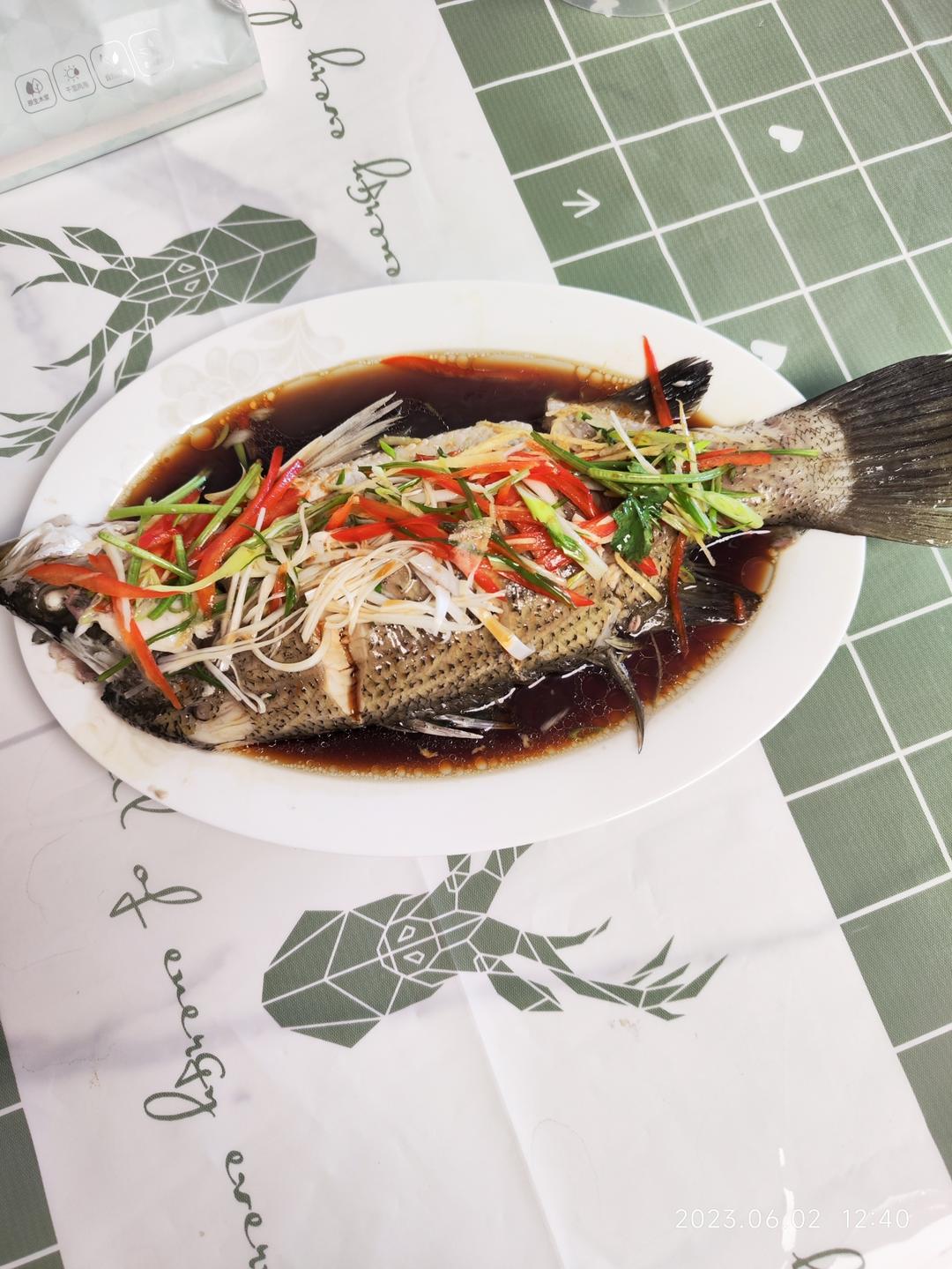 葱油鱖鱼（鲈鱼/鲑鱼）