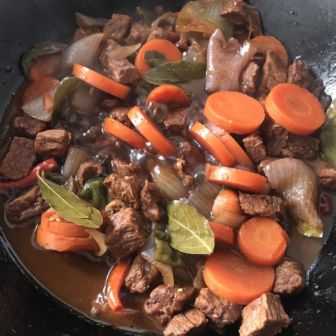 红烧牛腩