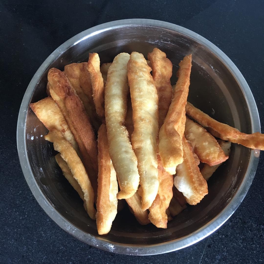 家庭油条的做法