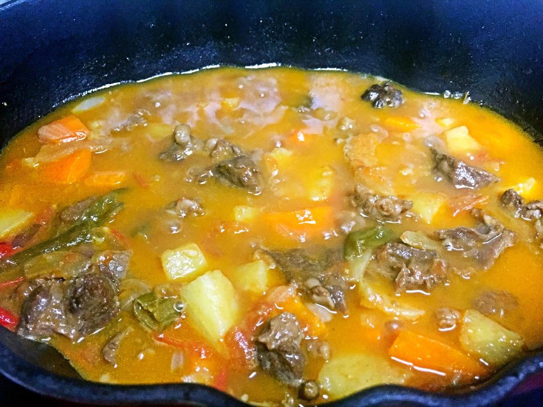 红烧牛肉土豆 （独家秘制）