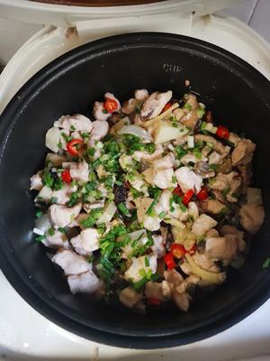 香菇鸡肉焖饭的做法 步骤8