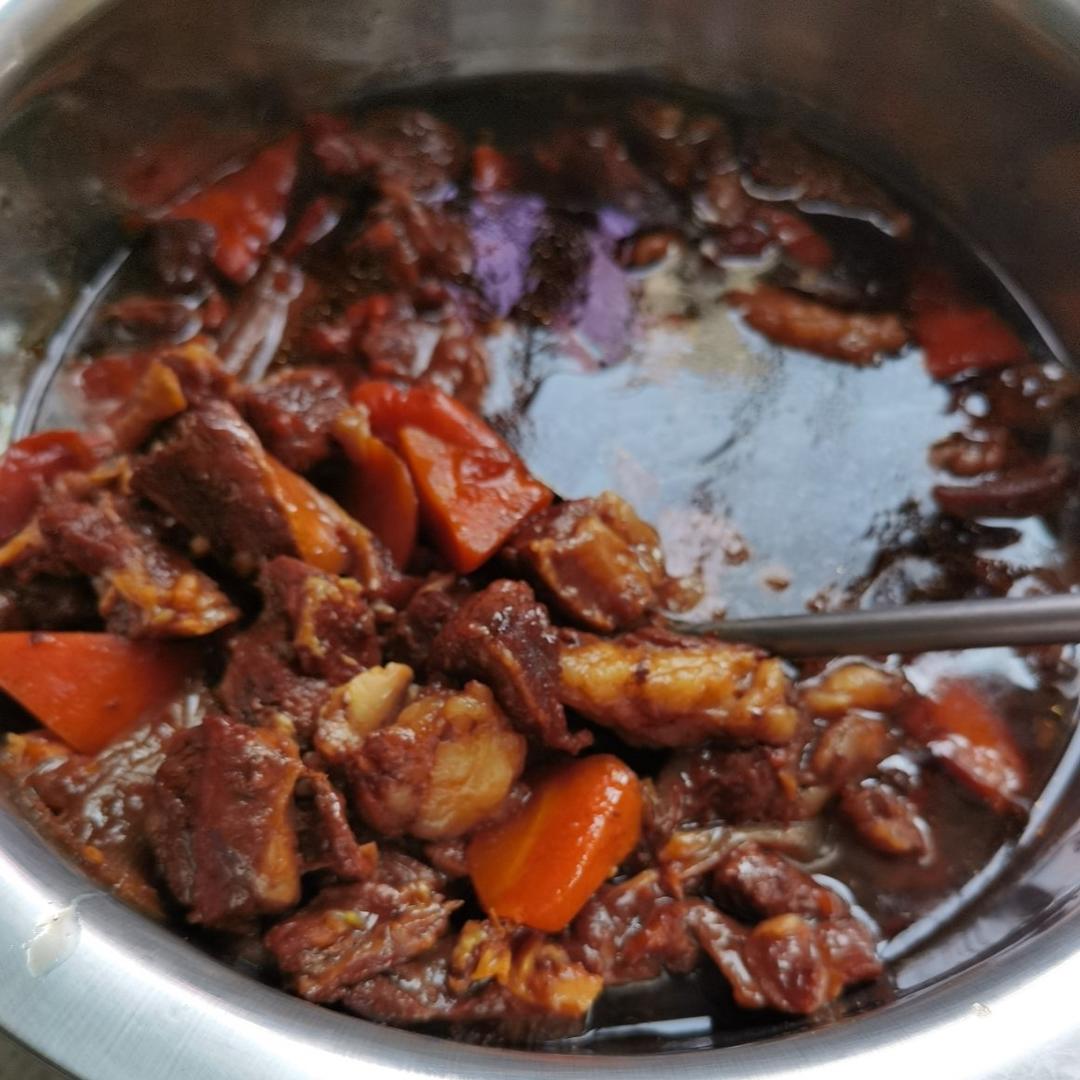 无水高压锅炖牛肉