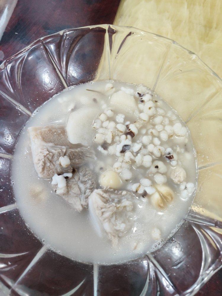 小儿去湿汤——淮山芡实瘦肉汤