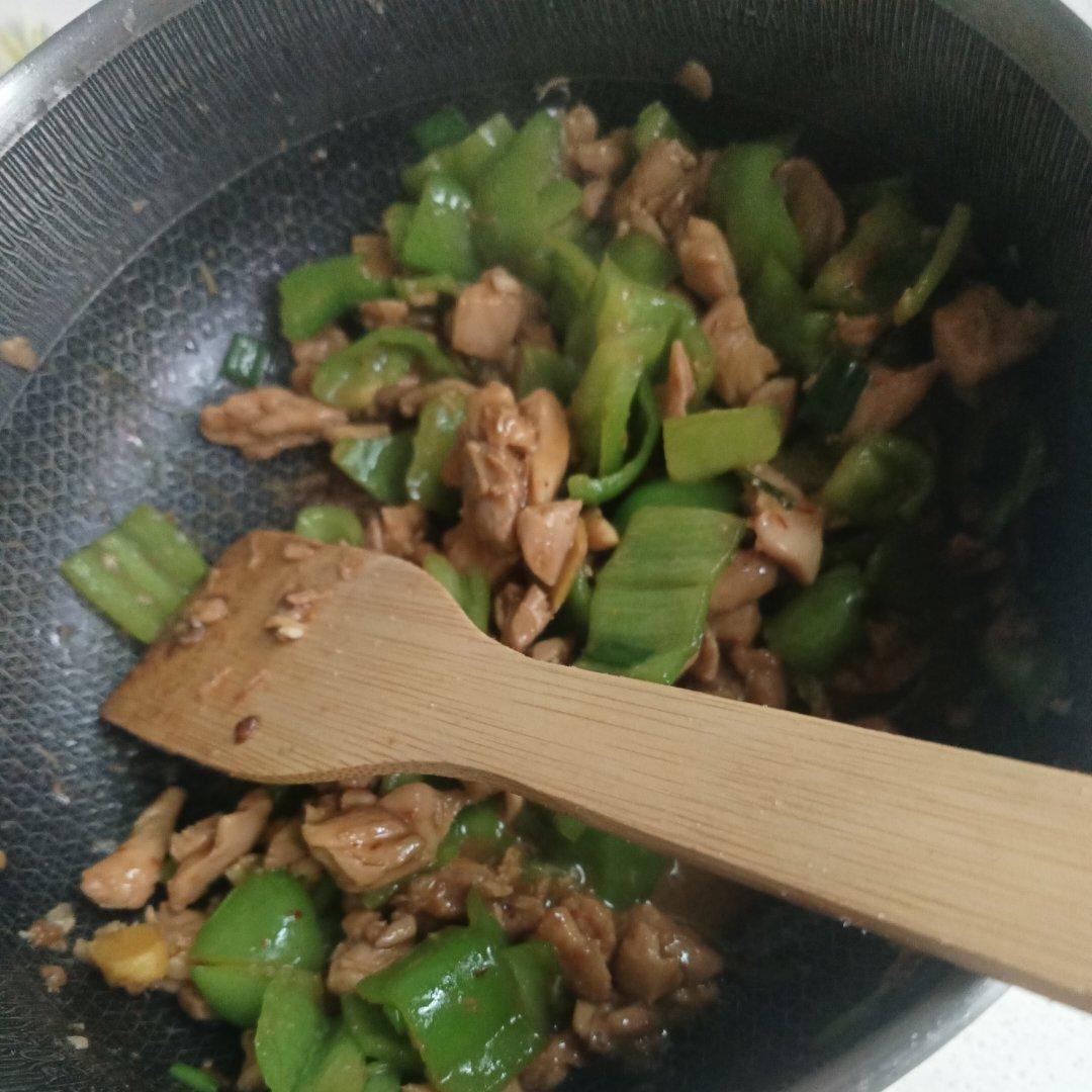 青椒炒鸡腿肉（大厨级别）