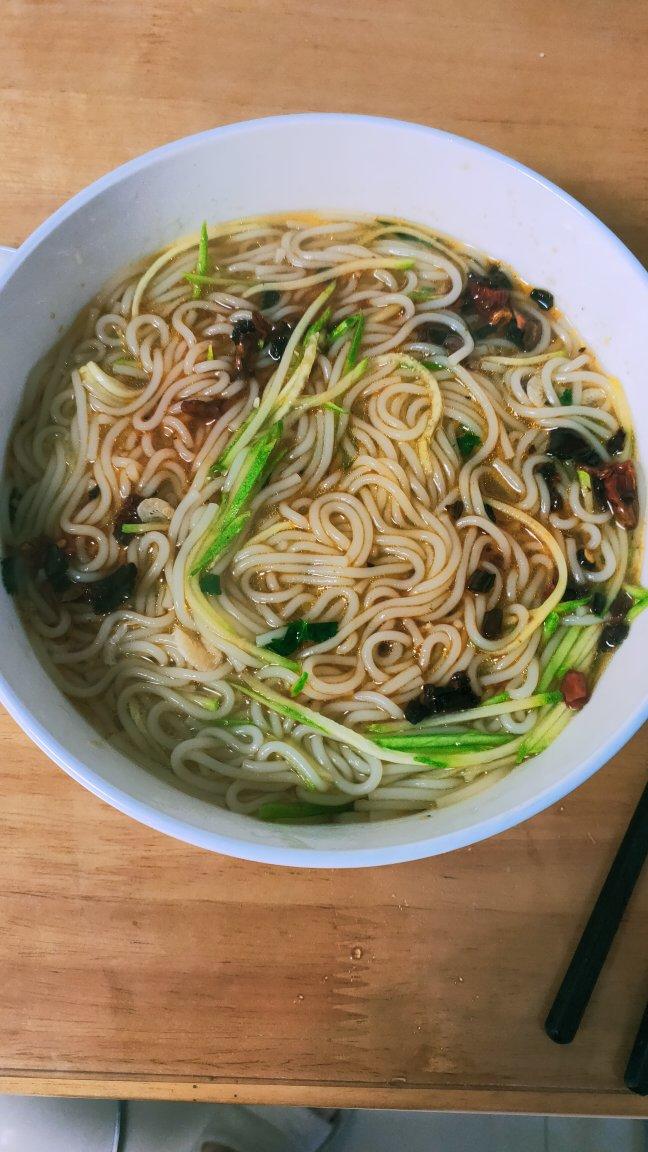 雅月听风做的东北九台热面超简单