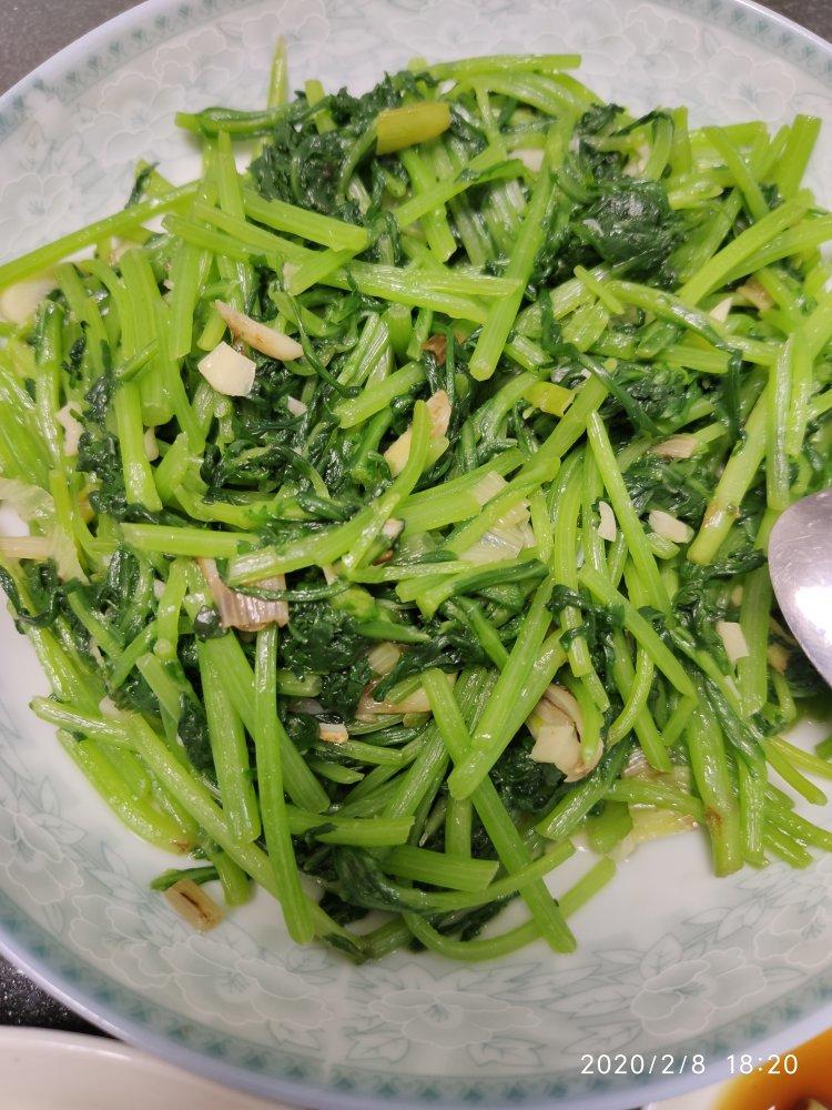 蒜蓉蒿子杆