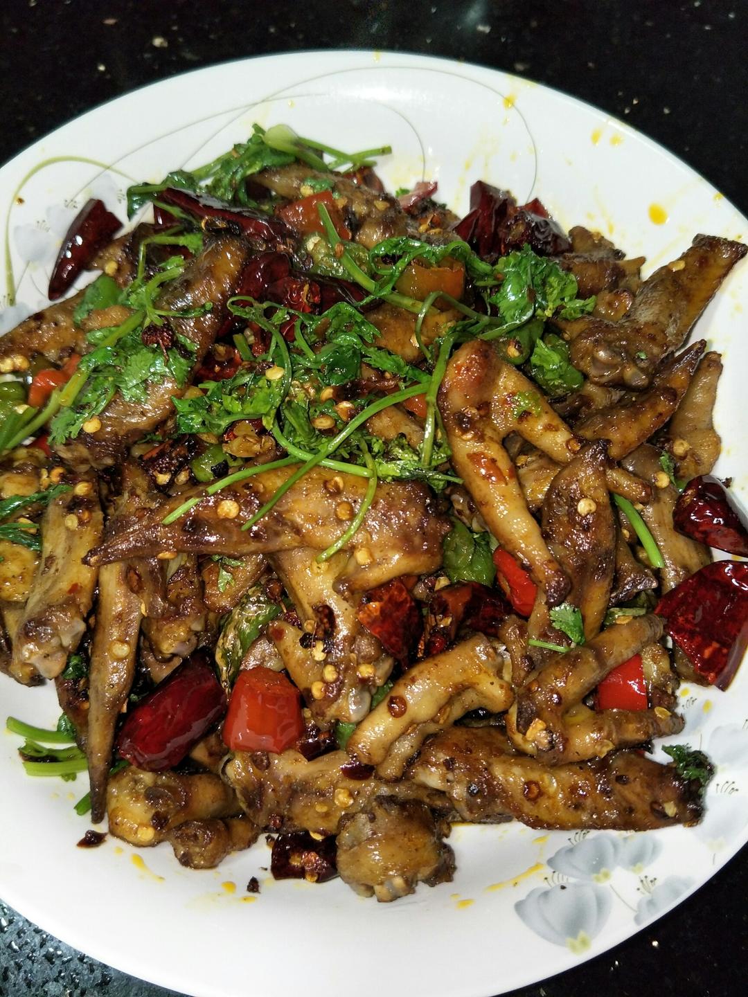 香辣烧鸡爪