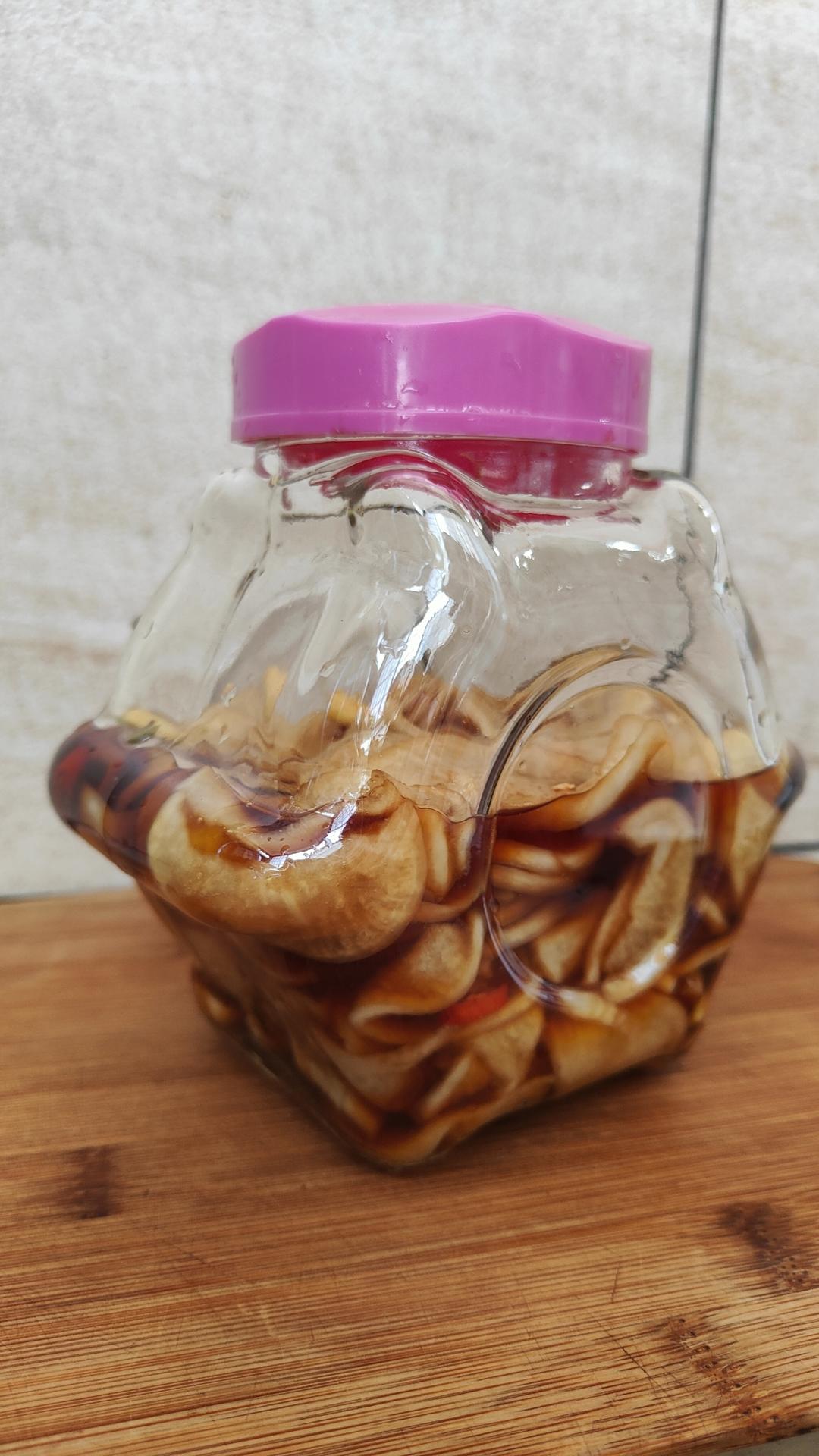 三步爽口酸酸辣辣腌萝卜片小咸菜