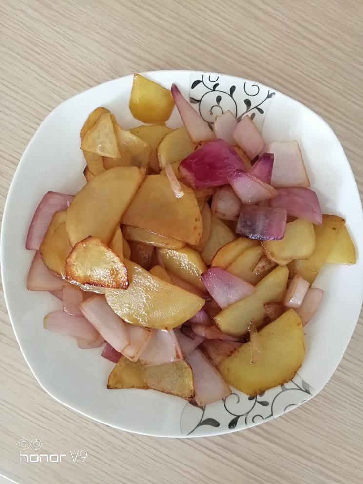 o卷卷发o做的洋葱炒土豆