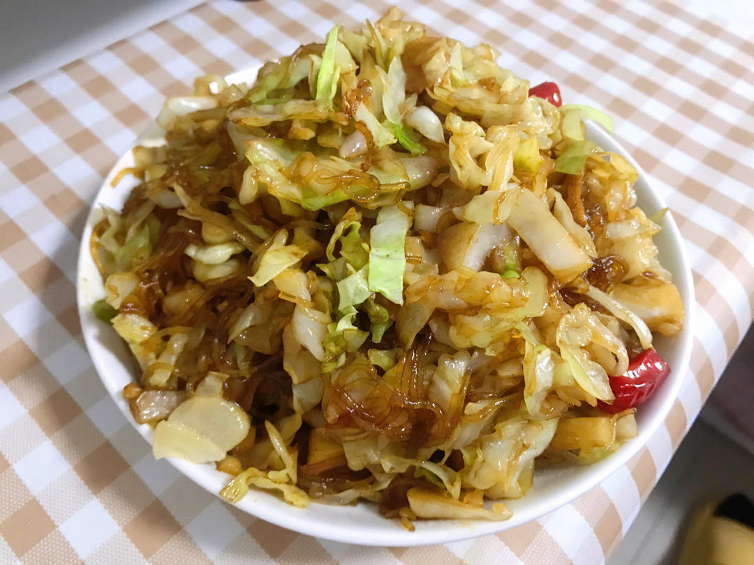 超级下饭菜～包菜炒粉丝