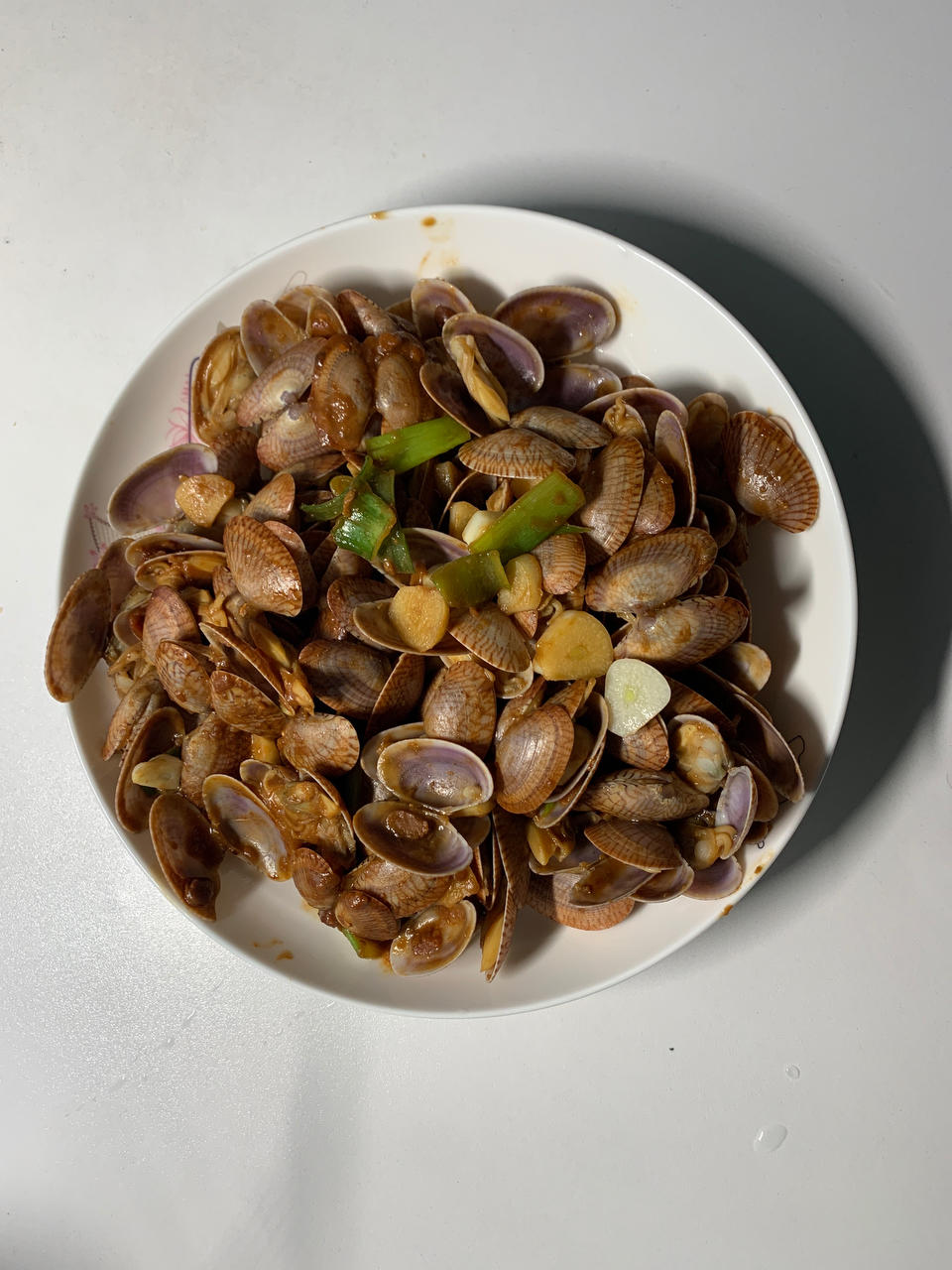 蒜香炒花甲