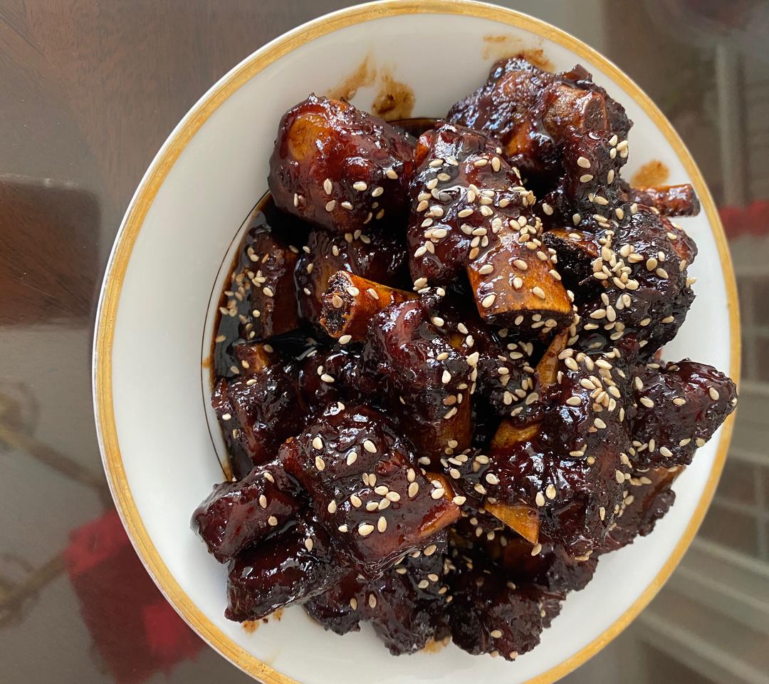 话梅排骨的做法