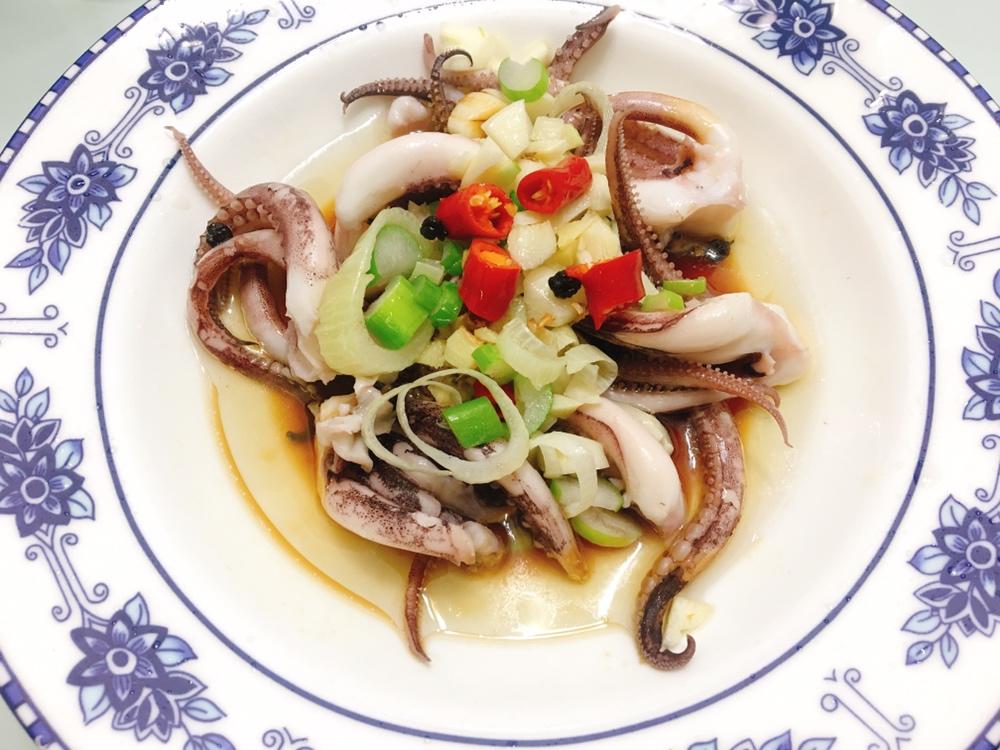 油泼鲜鱿鱼仔