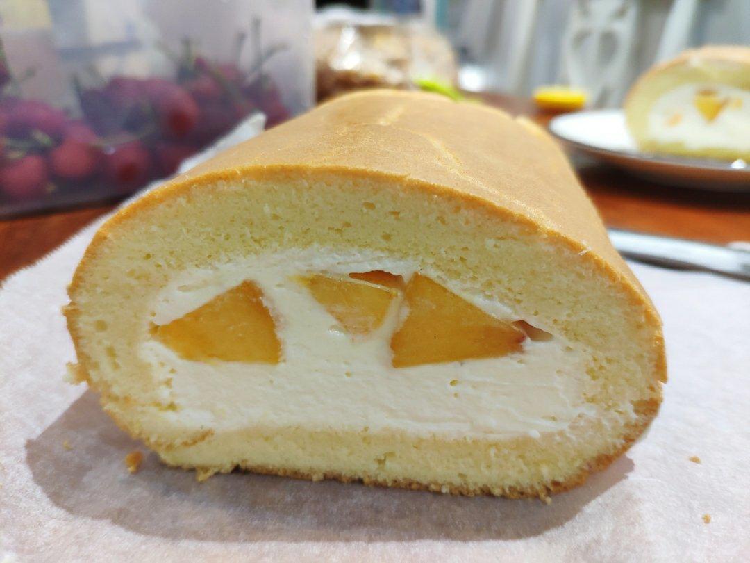 胖乎乎奶油芒果卷/不开裂不掉皮全过程详细图解烘焙视频/蛋糕篇6：「厚卷」