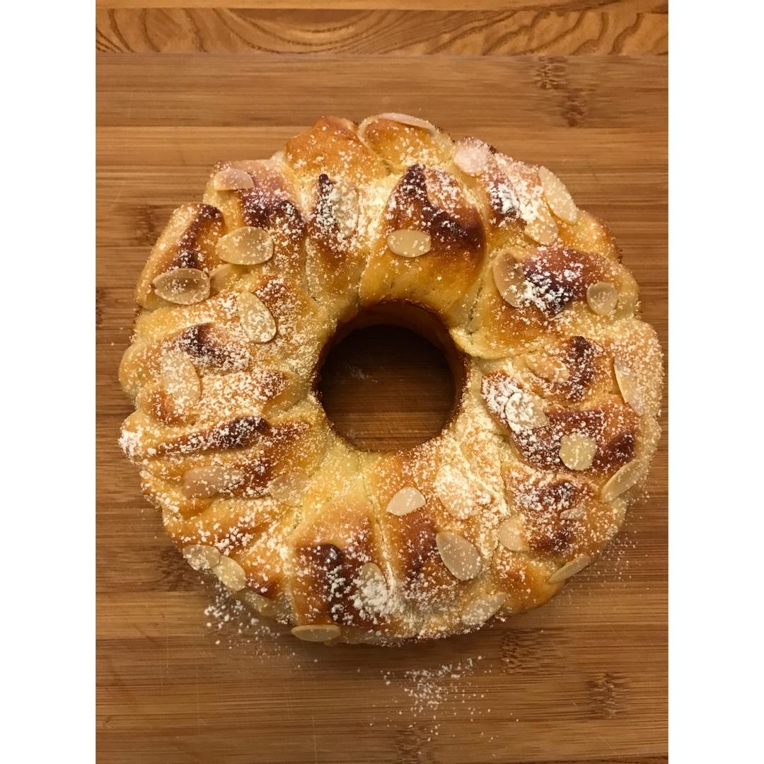 日式香浓炼乳面包