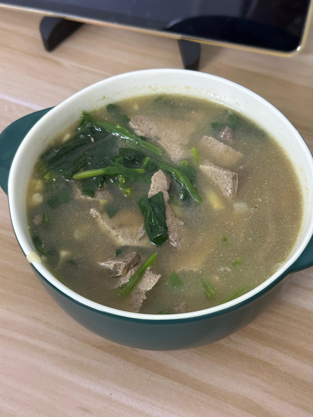 鲜嫩的猪肝汤