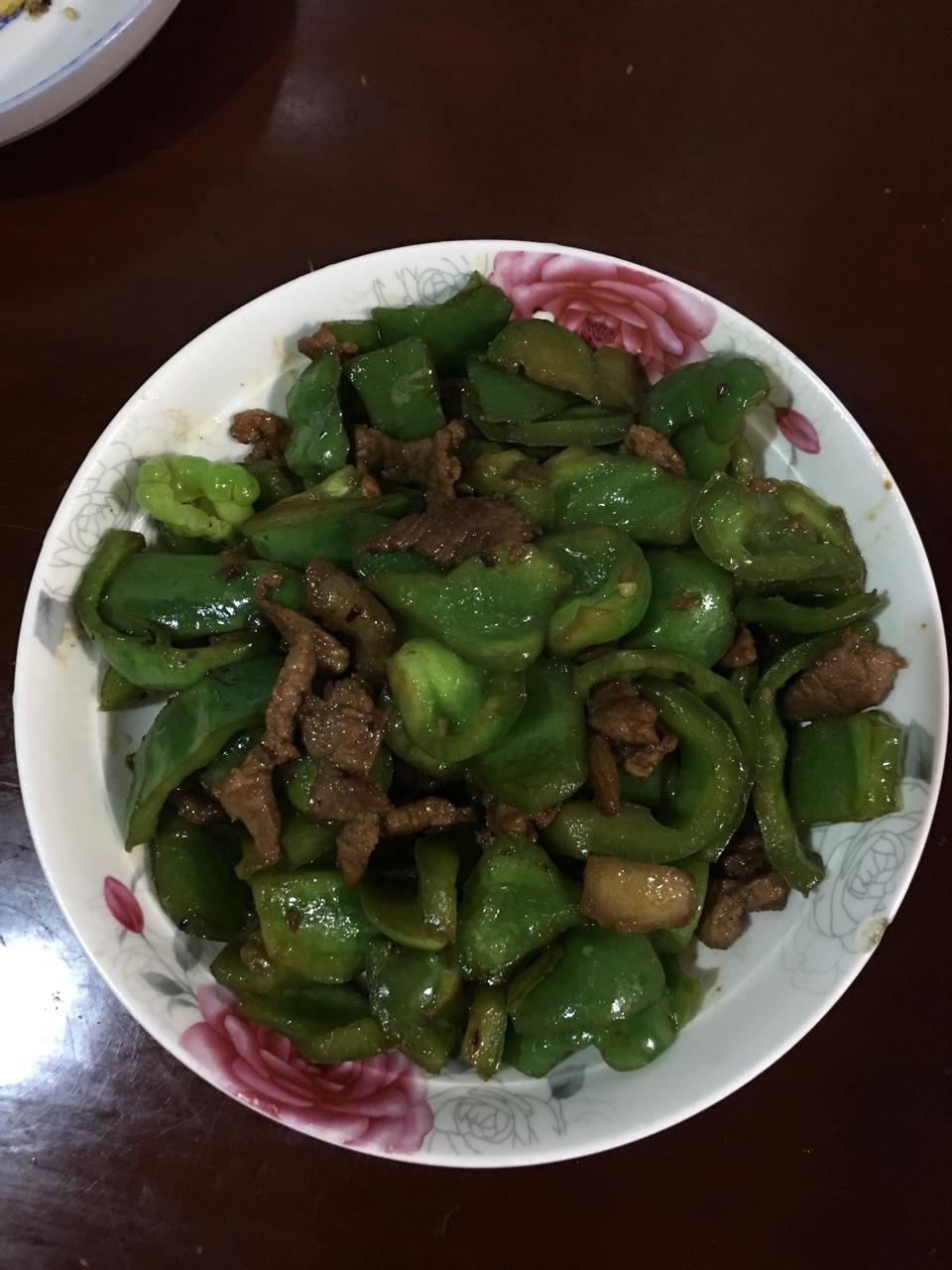 青椒炒肉