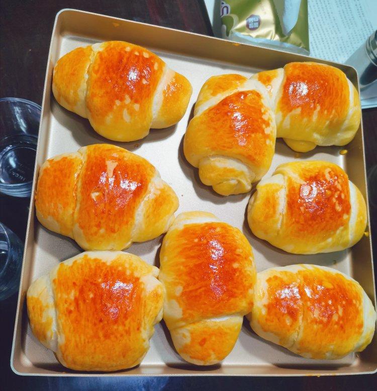 黄油面包卷