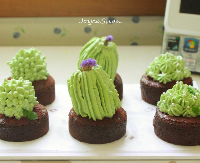 多肉植物仙人球杯子蛋糕（抹茶草莓可可cupcake）的做法