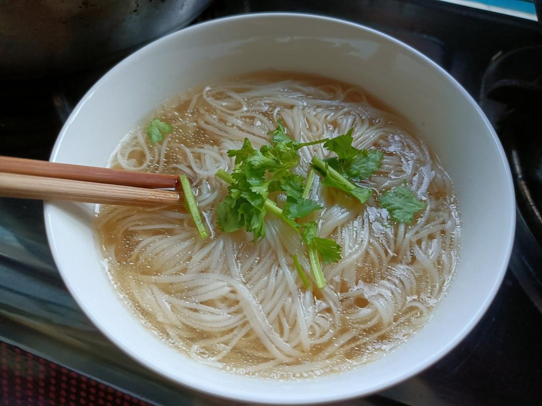 卡妈私房菜~青菜鸡蛋面（汤面）