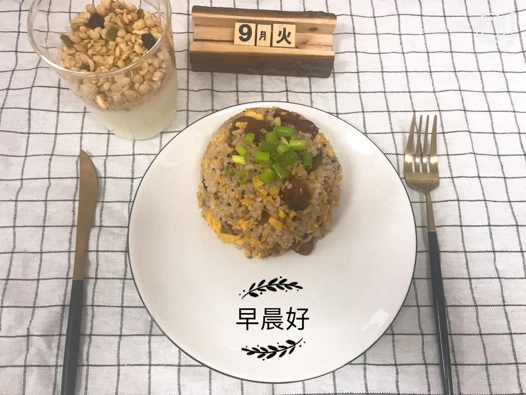 香肠炒饭